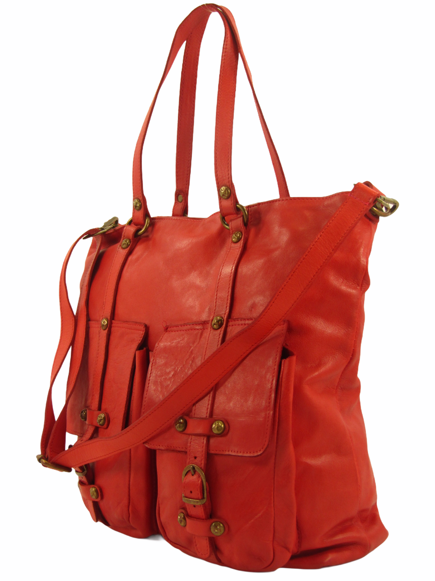 shopper diana in pelle morbida effetto vintage costruita con pellami di alta qualità in toscana tasche frontali tracolla in pelle regolabile e rimovibile, chiusura con zip, interno rivestito, colore rosso