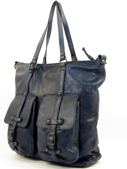 shopper diana in pelle morbida effetto vintage costruita con pellami di alta qualità in toscana tasche frontali tracolla in pelle regolabile e rimovibile, chiusura con zip, interno rivestito, colore nero